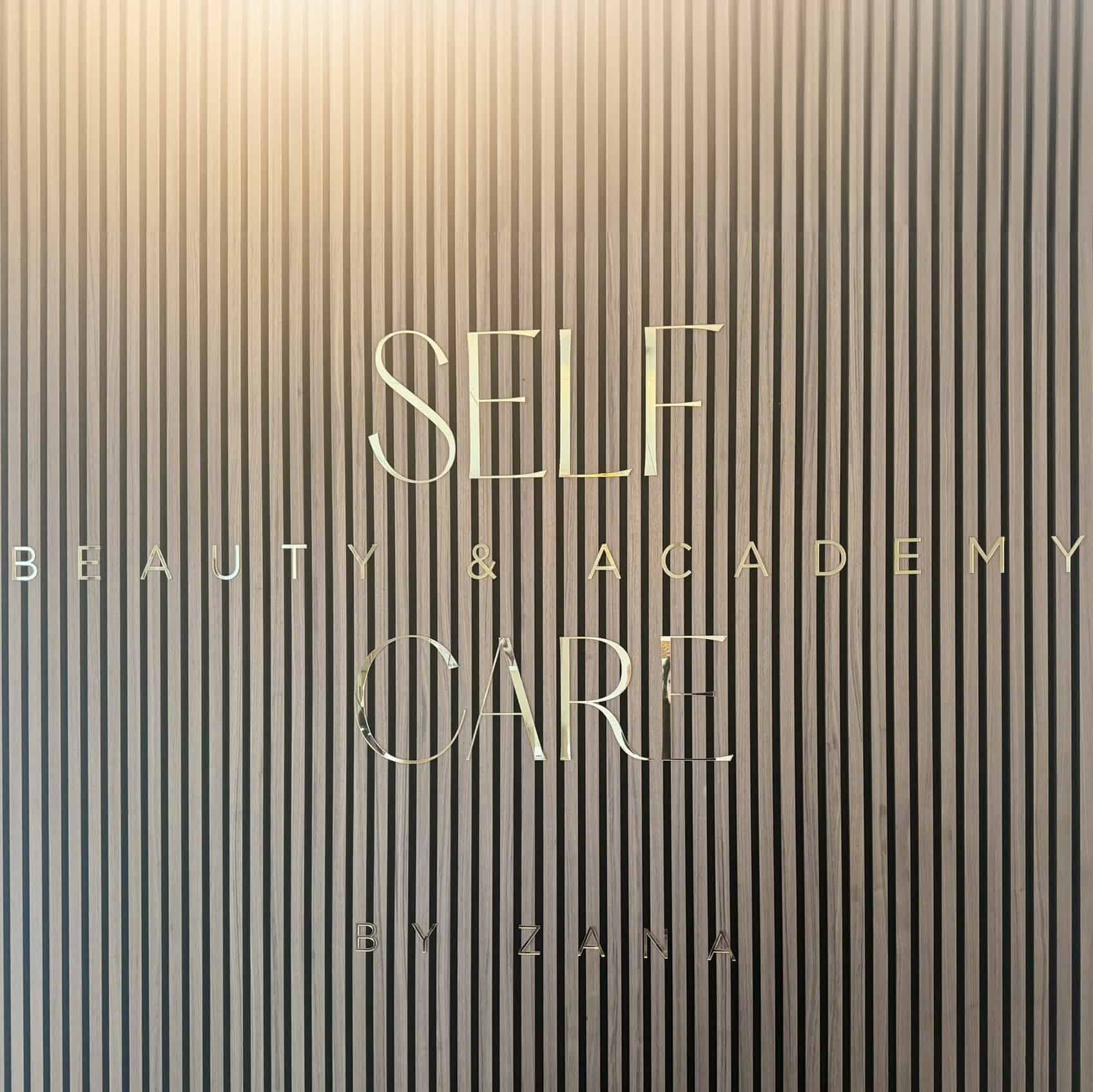 Wandlogo - Luxuriöse Buchstaben oder Logo Acryl verspiegelt in gold oder silber – Bild 6