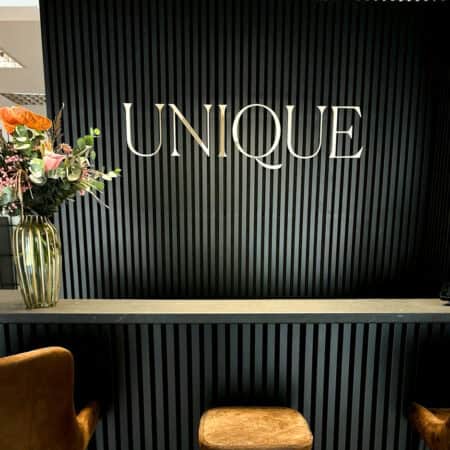 Wandlogo - Luxuriöse Buchstaben oder Logo  Acryl verspiegelt in gold oder silber